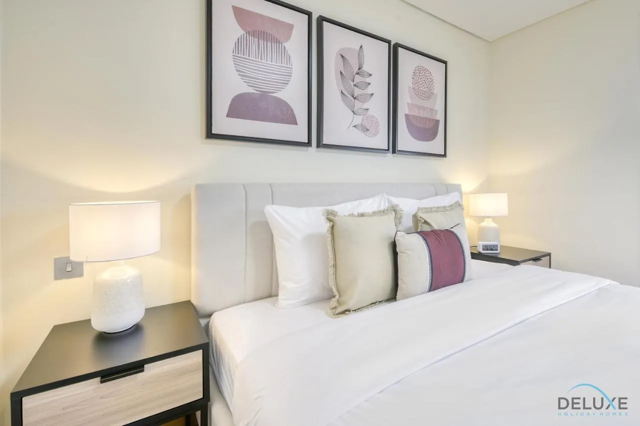 Special Offer Stylish 1Br With Pool & City Views By Deluxe Holiday Homes Dubái Apartamento